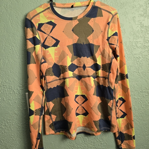 Abstract Patterned Long Sleeve Top - Picture 1 of 7